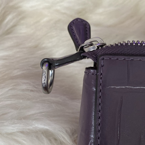 Nolita 19 in Embossed Croc - Picture 4 of 7